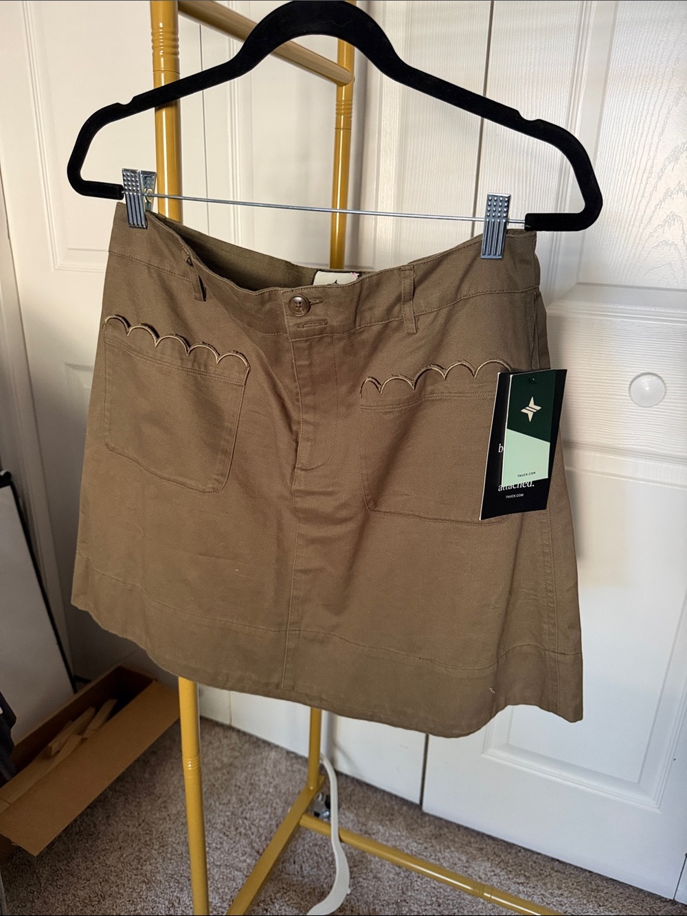 Tuckernuck Olive-Brown Scallop Pocket Mini Skirt